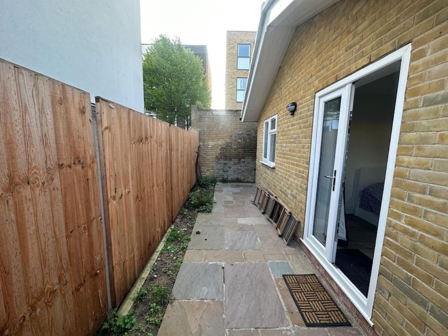 2 Bedroom House,Brownhillrd Se6 Λονδίνο Εξωτερικό φωτογραφία